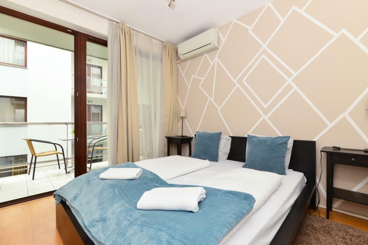 Hotel apartamentowy Quality Point 0-24 Reception